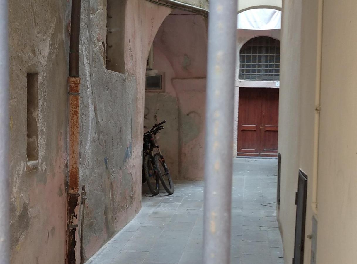 Casa Mariuccia A Due Passi Dal Mare Apartment Finale Ligure Exterior foto