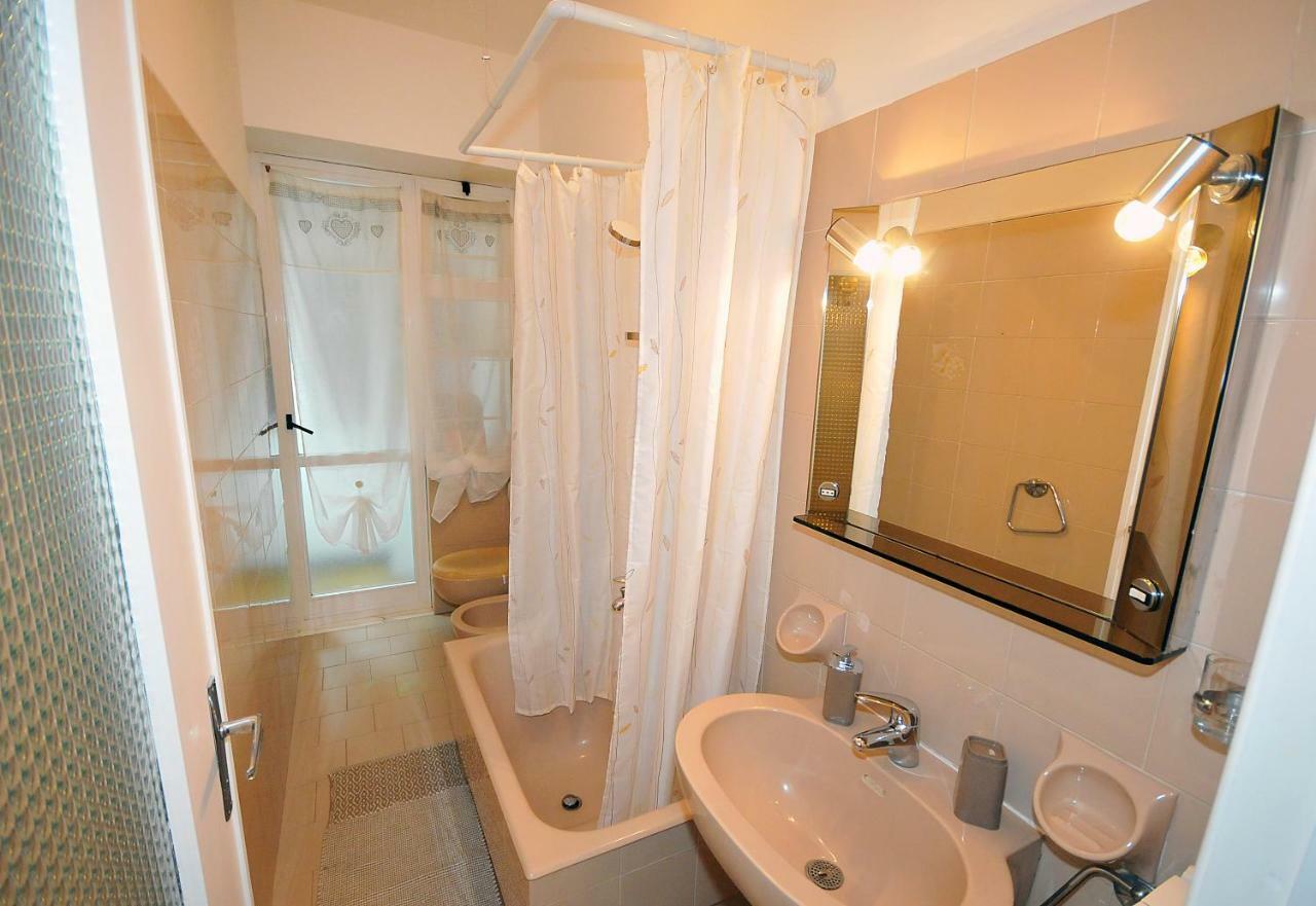 Casa Mariuccia A Due Passi Dal Mare Apartment Finale Ligure Exterior foto